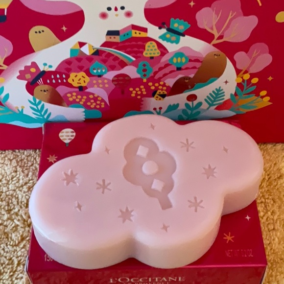 🌷LOCCITANE FESTIVE GARDEN SOAP 🌷NWT 🌷 - Picture 4 of 16